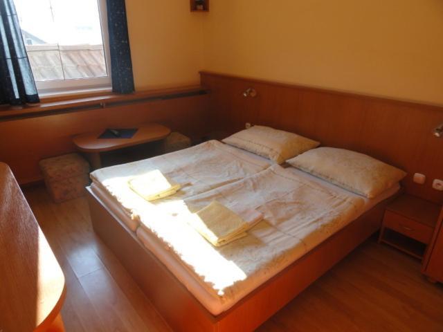 Penzion Eka Brezno Zimmer foto